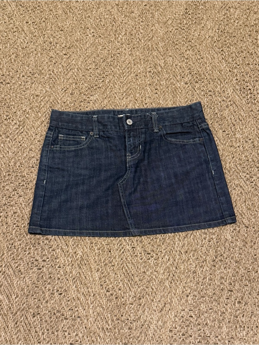 GAP limited edition Dark Blue Denim Mini Skirt size 6